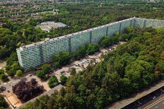 L-flat residential complex on Laan van Vollenhove in Zeist