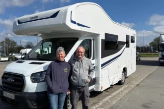 Puurs Sint Amands police weigh RVs warn overweight risk