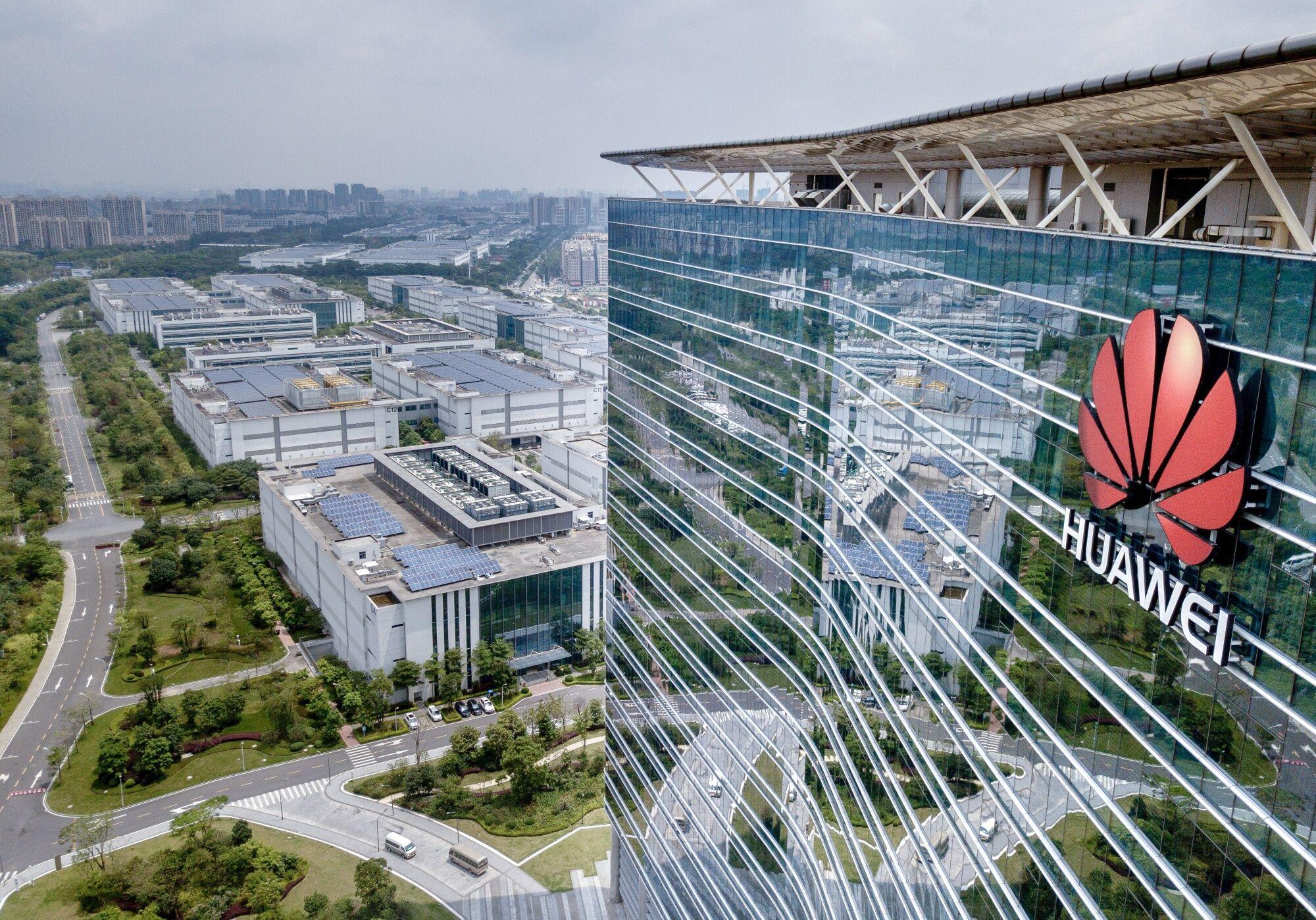 Chinese AI computing infrastructure supporting advanced artificial intelligence models