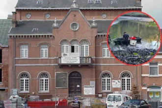 Rangers remove invasive carp from Groenenberg pond in Lennik