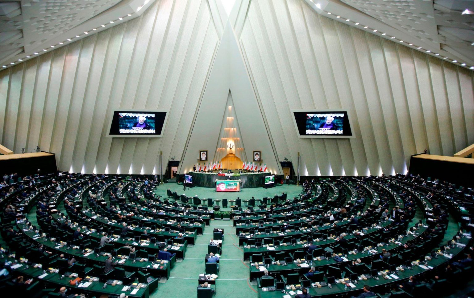 Iran government structure government buildings in Tehran 2026
