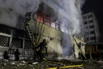 Russia accuses Ukraine of violating energy truce