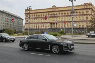 Russia expels UK diplomat, spouse for 'intelligence work'