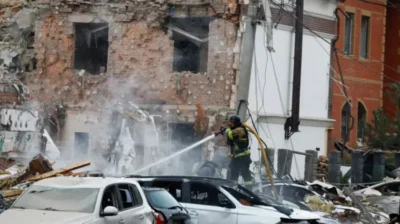 Russia launches massive strikes on Ukraine, killing 4