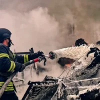 Russia launches third overnight airstrike on Kyiv, killing 1