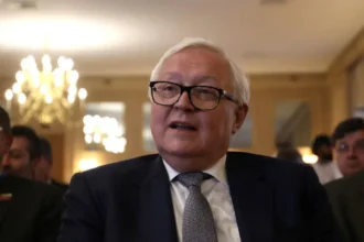 Russia offers to convert Iran's nuclear material into fuel