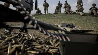 Russia prepares new offensive to pressure Ukraine in talks