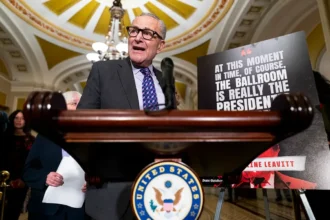 Senate pursues deal to end government shutdown