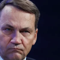 Sikorski European countries will not create one united army