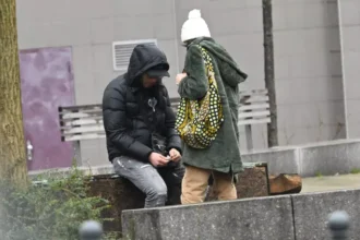 Sint-Gillis Drug users, dealer caught in police operation