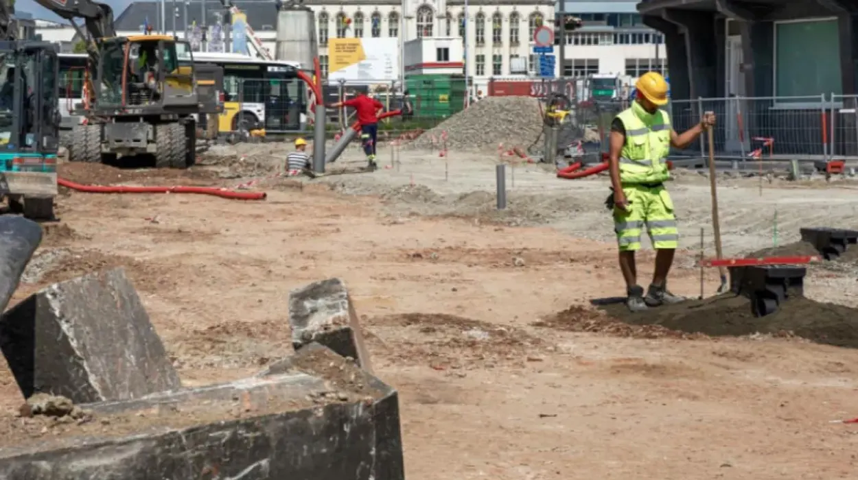 Sint-Niklaas Celebrating change in Grote Mark's redevelopment