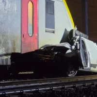 Sint-Niklaas train hits van, 50 passengers are safe