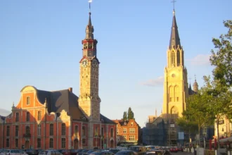 Sint-Truiden spray patrol enlist drug users to clean syringe