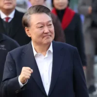 South Korean President Yoon freed from prison