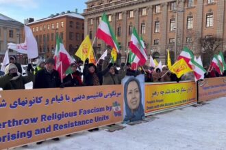 Pro state rallies Iran display national flags and symbols of resistance