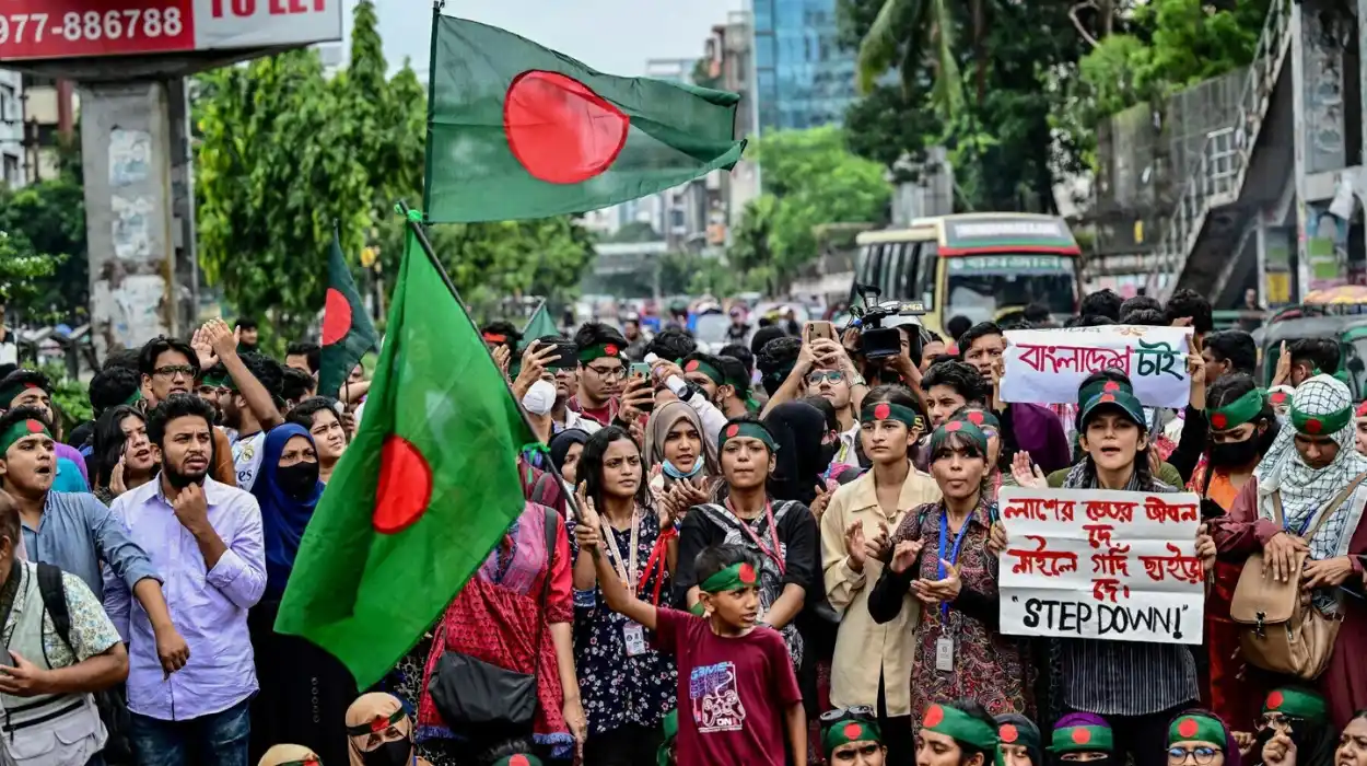 Student leaders call for disobedience campaign against Hasina's government