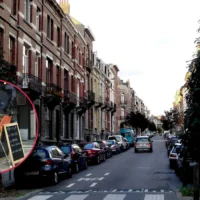 Team Trottoir Marks Obstacles with Stickers for Mobility Week