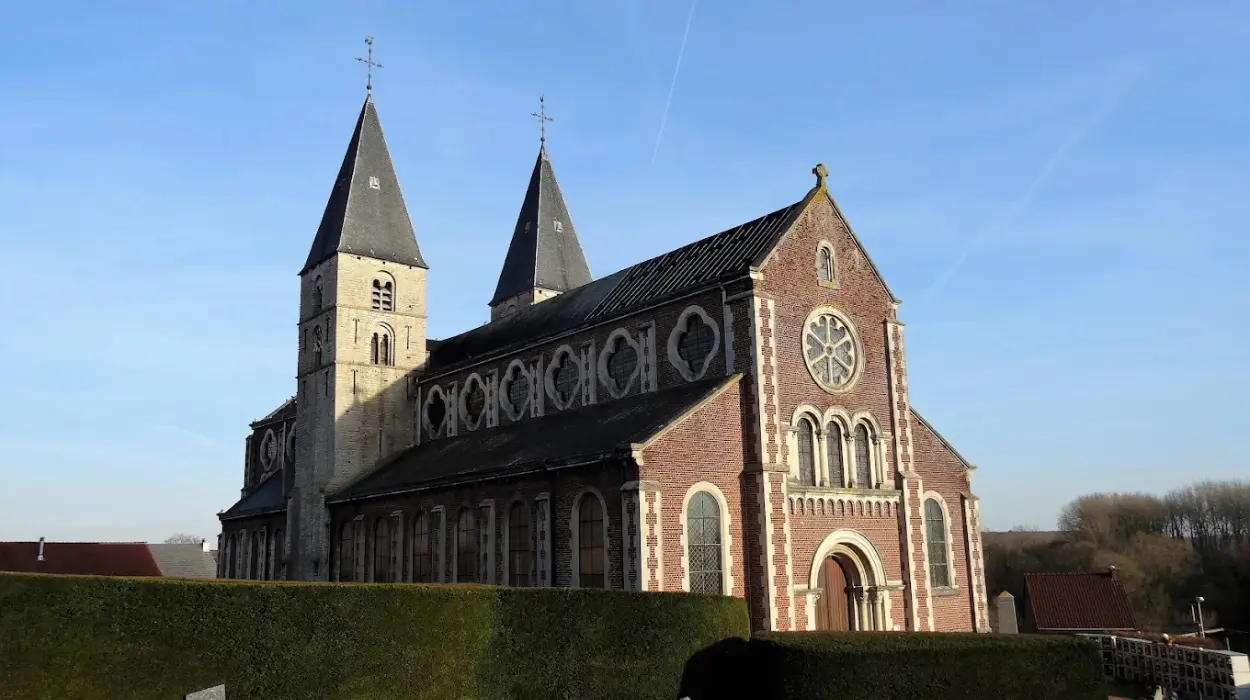 The Neerijse church roof repair, 70% funded by Flanders