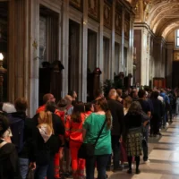 Thousands gather at Pope Francis’s tomb in Rome