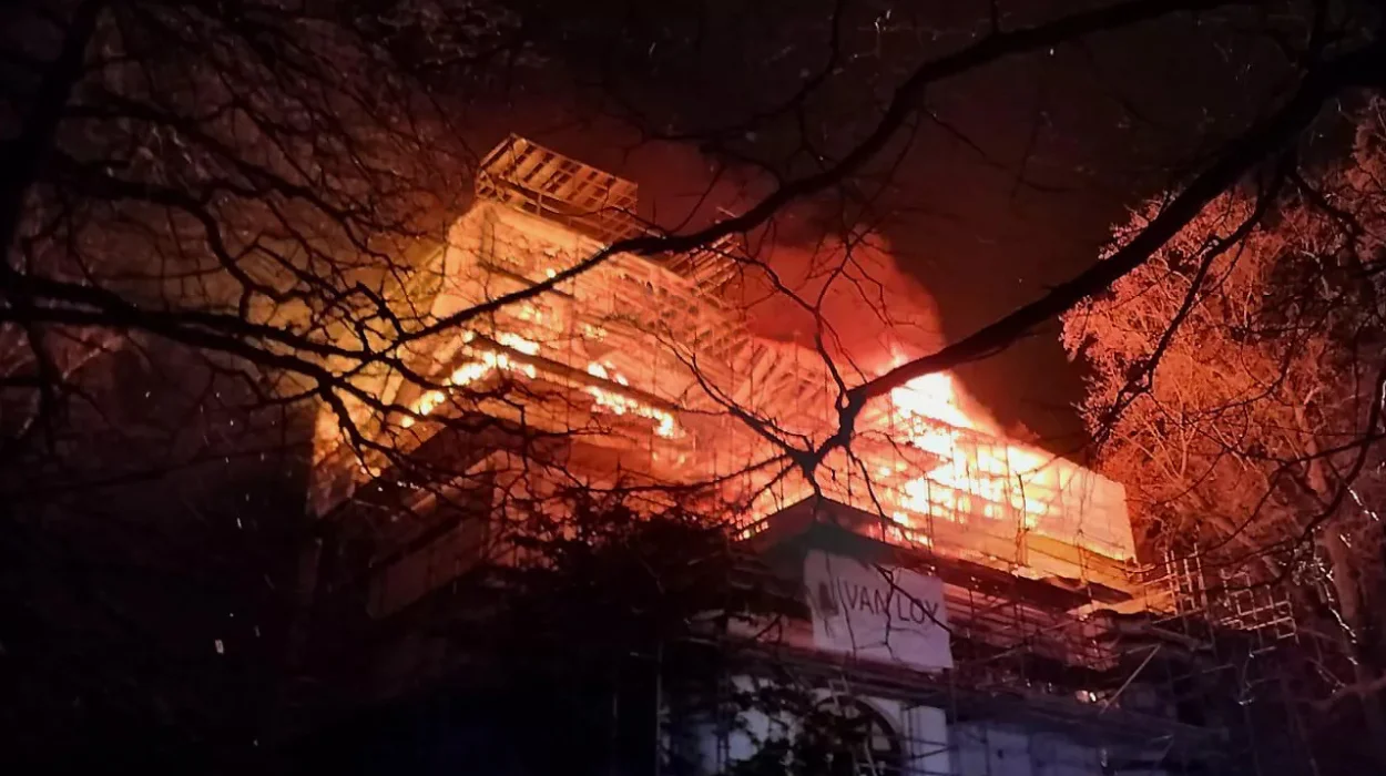 Tivoli Castle fire 80 firefighters respond to emergency