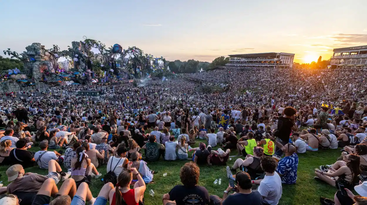 Tomorrowland arrests soar, drugs and thefts at festival in Antwerp