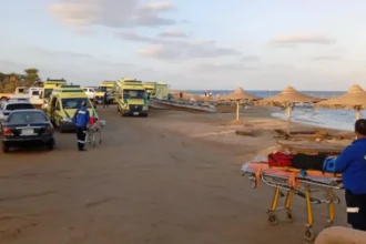 Tourist boat sinks in Red Sea with passengers and crew aboard
