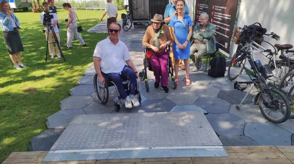 Trefpunt vzw makes events accessible with ramps, signs, and inclusive programing in Ghent