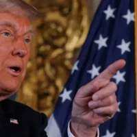 Trump threatens EU tariffs over US oil and gas purchases