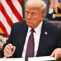 Trump threatens higher tariffs on EU and Canada