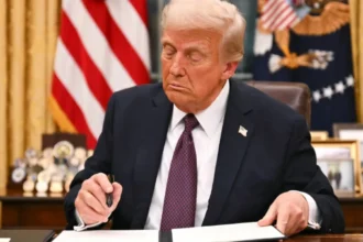 Trump threatens higher tariffs on EU and Canada