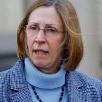 U.S. ambassador Lynne Tracy to step down from Moscow