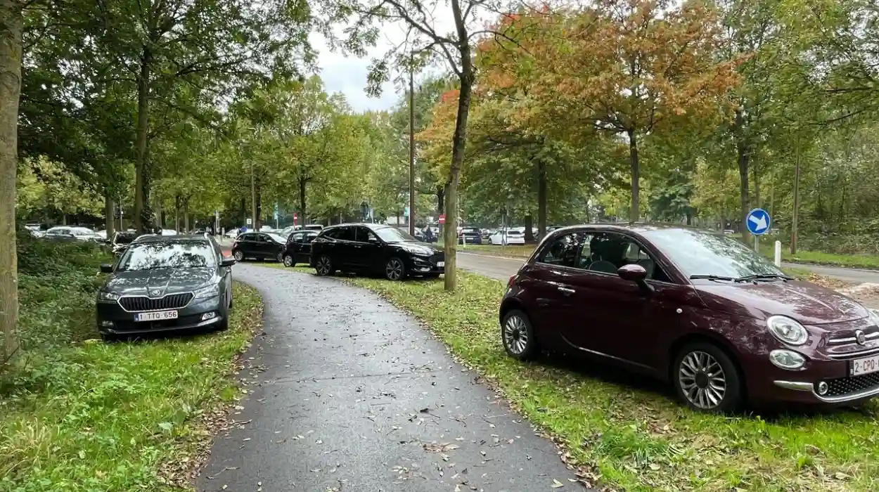 UHasselt's new 350-car parking garage struggles with usage issues