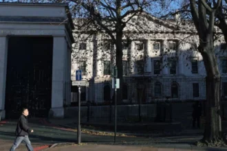 UK PM Keir Starmer plans to visit China in late January, sources say