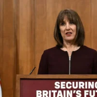 UK chancellor calls for closer UK-EU ties amid global shifts