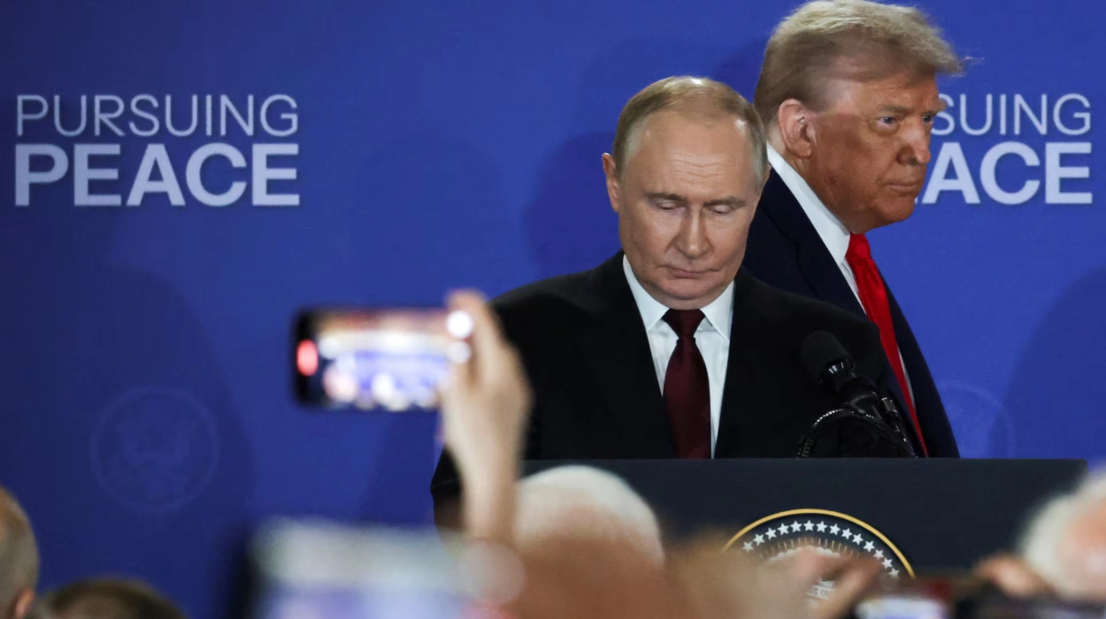 US President Donald Trump Waives Key Russian Sanctions Amid Deepening Rift