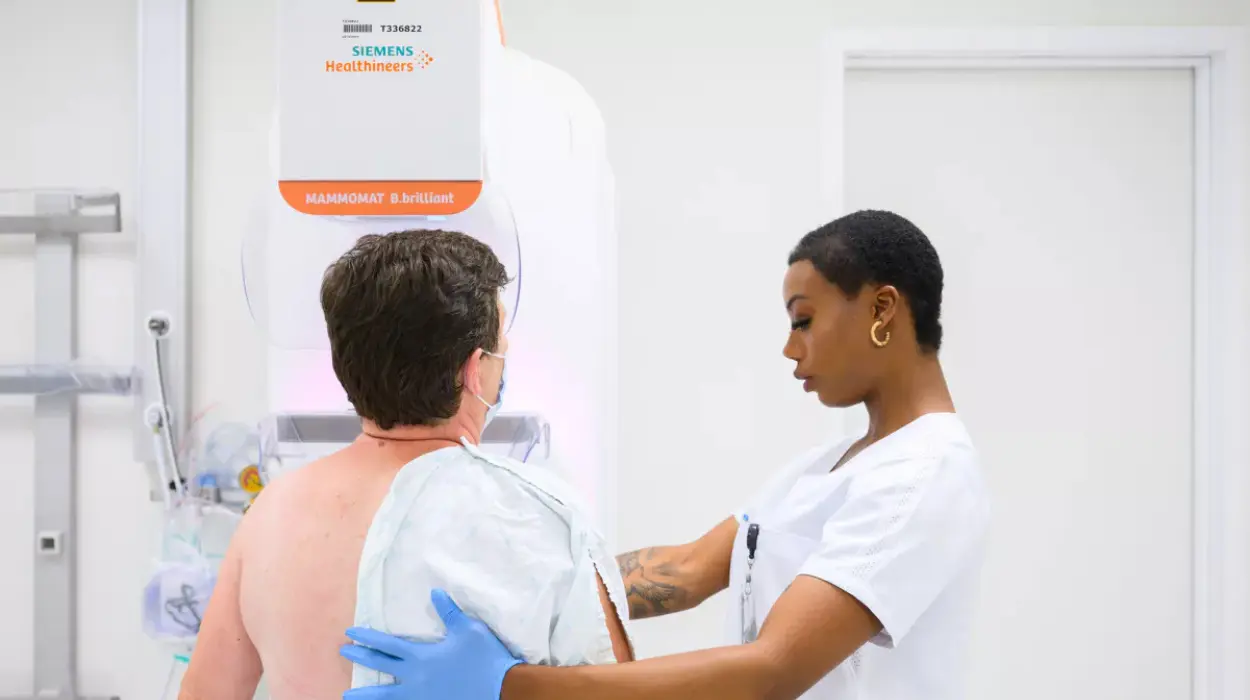 UZ Leuven opens larger, renovated mammography department