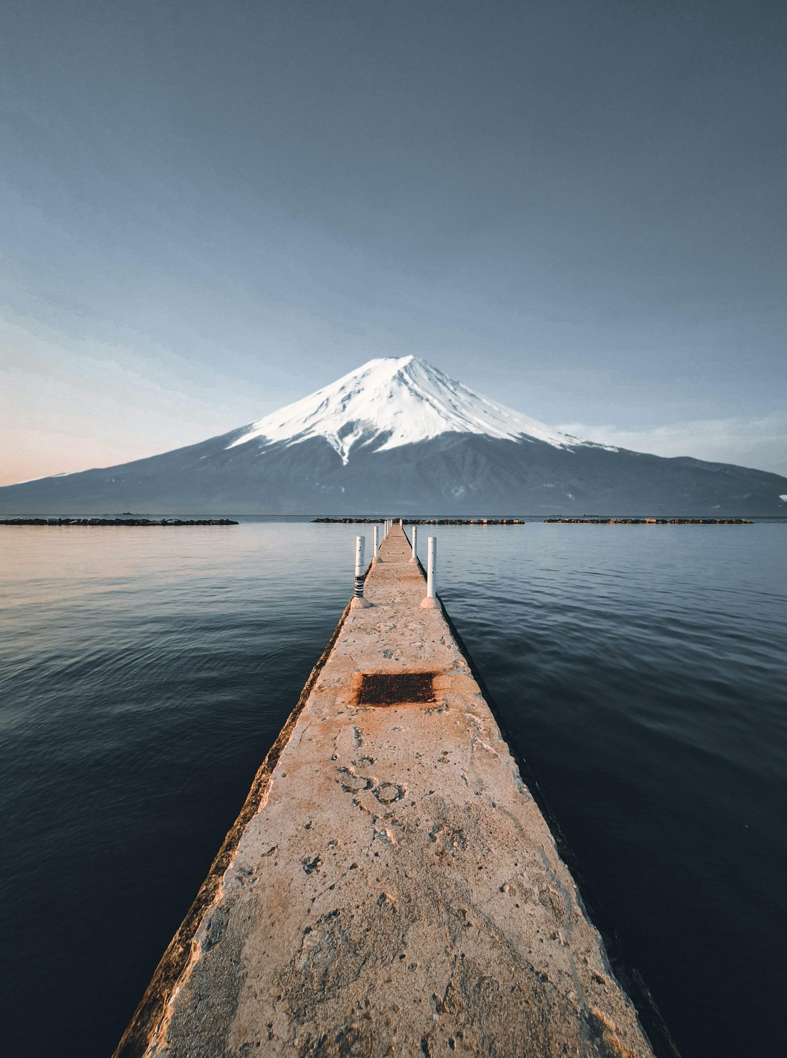 Mount Fuji child incident in Japan where a seven-year-old was left alone