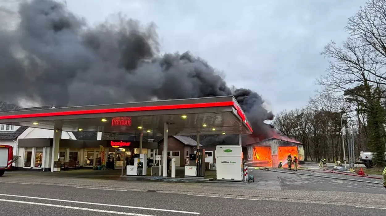Van fire in Bocholt Smoke inhalation injured two