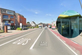 Vandals hit 11 bus shelters in Halle, Beersel & Sint-Pieters-Leeuw