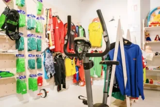 Vilvoorde opens a store for used sports gear with donations