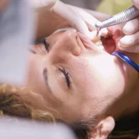 Vlaams Belang Expresses Concern Over Authenticity of Romanian Dentists' Diplomas
