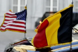 Vote from abroad campaign encourages participation