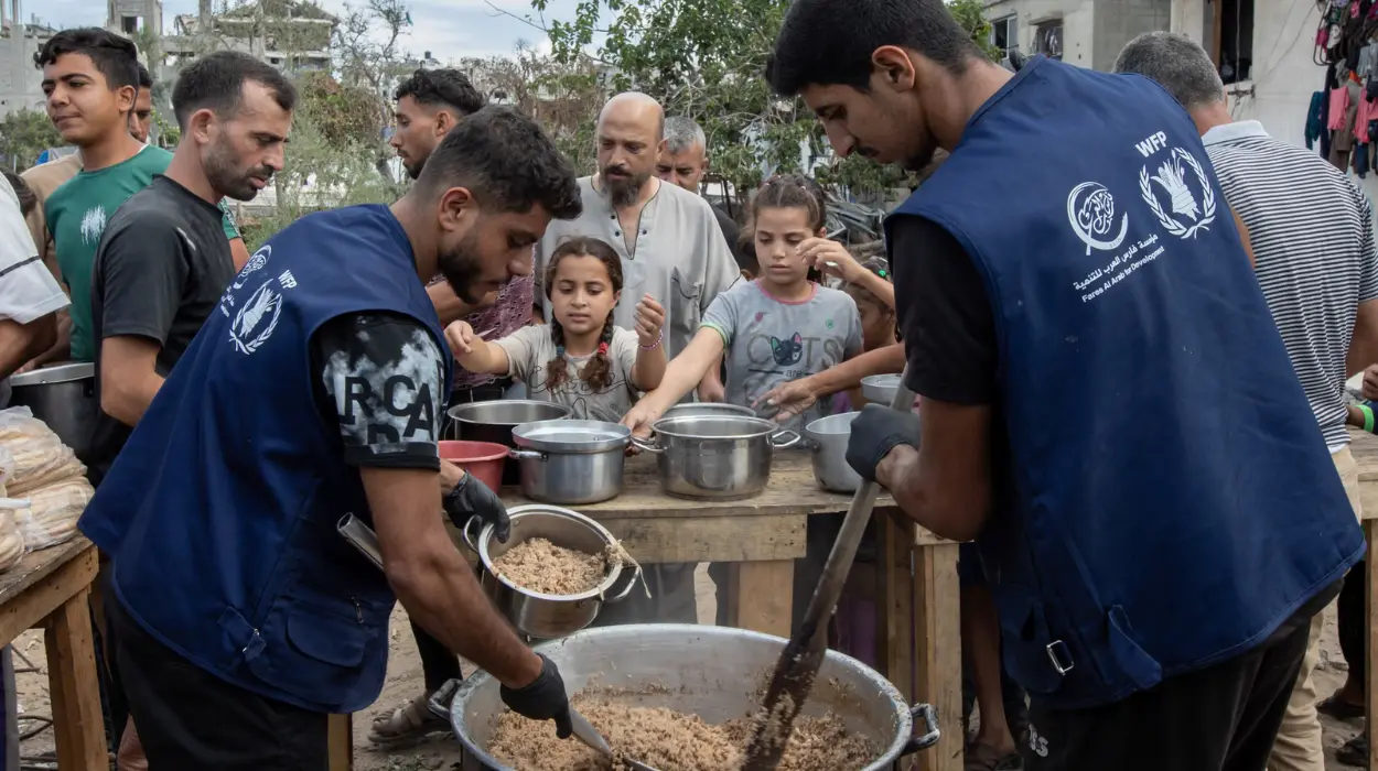 WFP Cuts Gaza Food Aid to Half a Million Palestinians