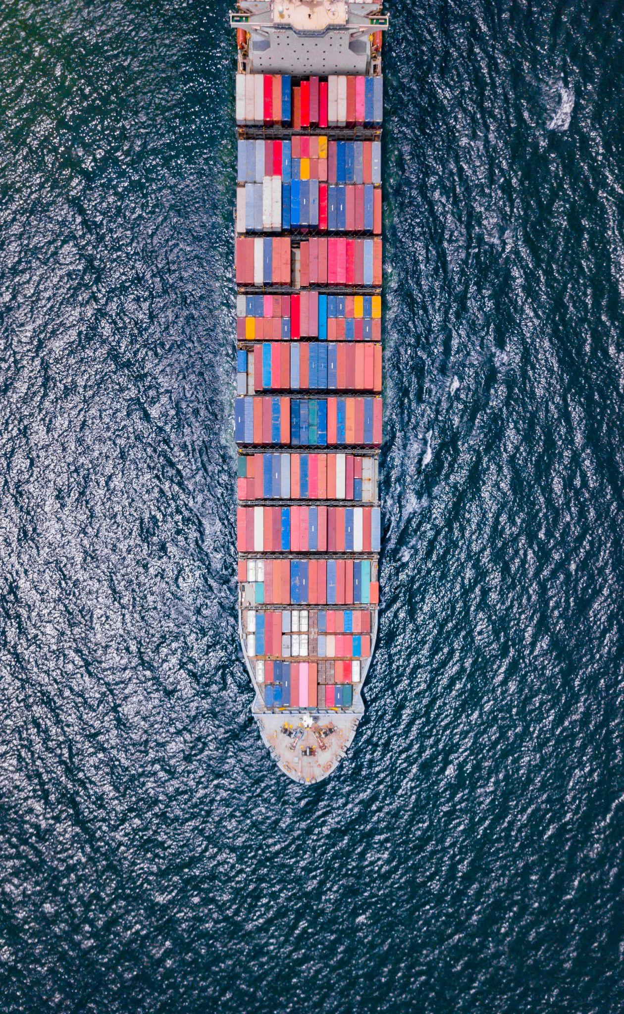 Commercial shipping routes operating through the Taiwan Strait