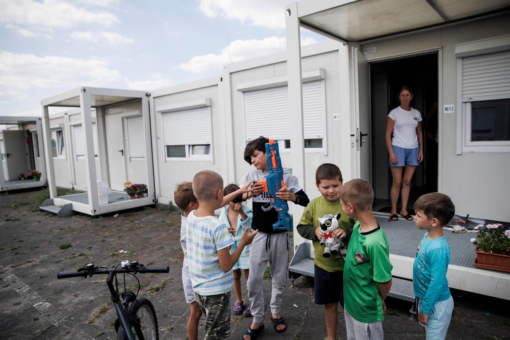 Job assistance center helping Ukrainian Refugees Europe find employment opportunities