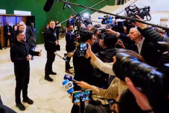 Global politics analysis highlighting Abu Dhabi as a diplomatic hub