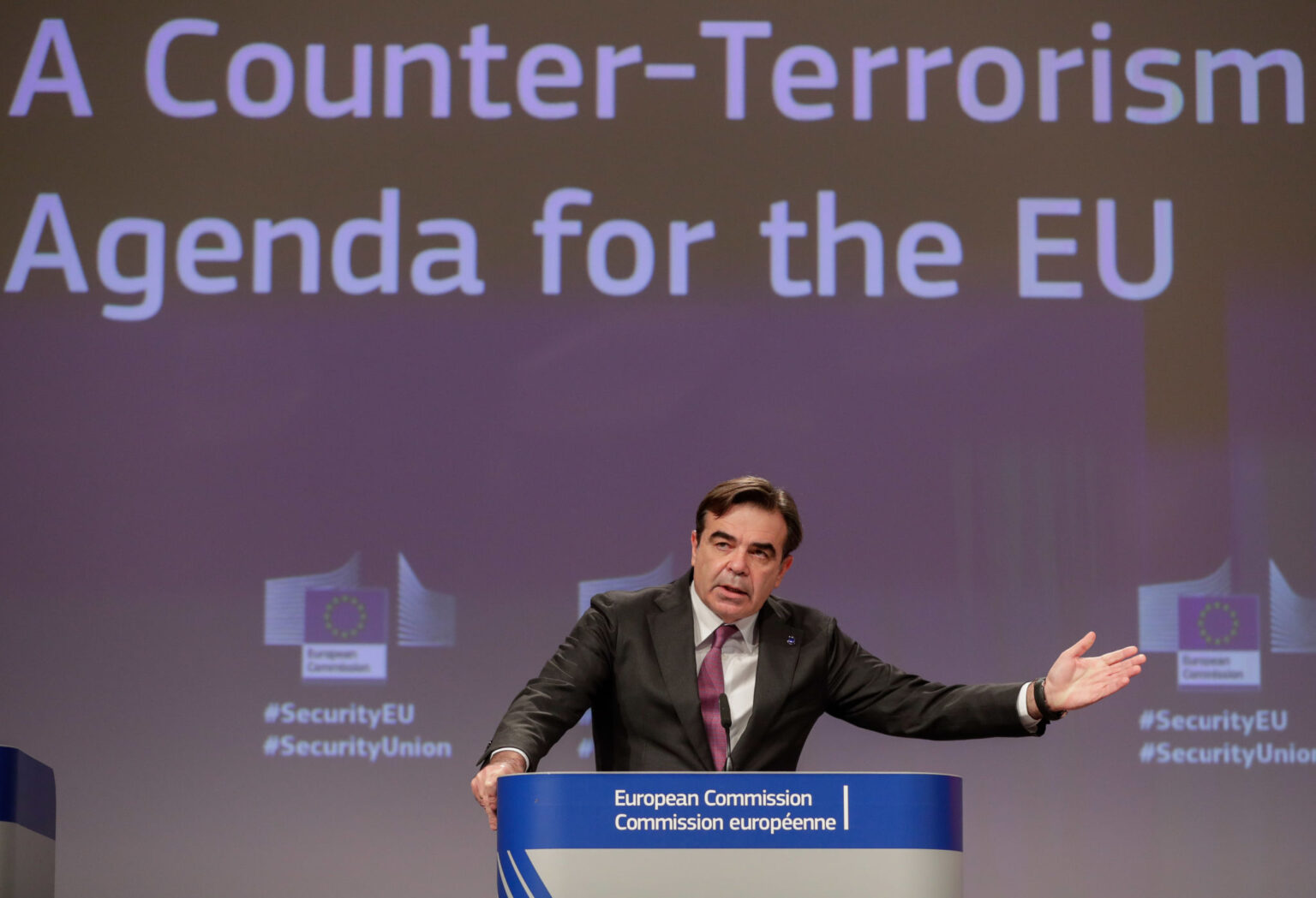 Europe far-right networks operating across EU borders