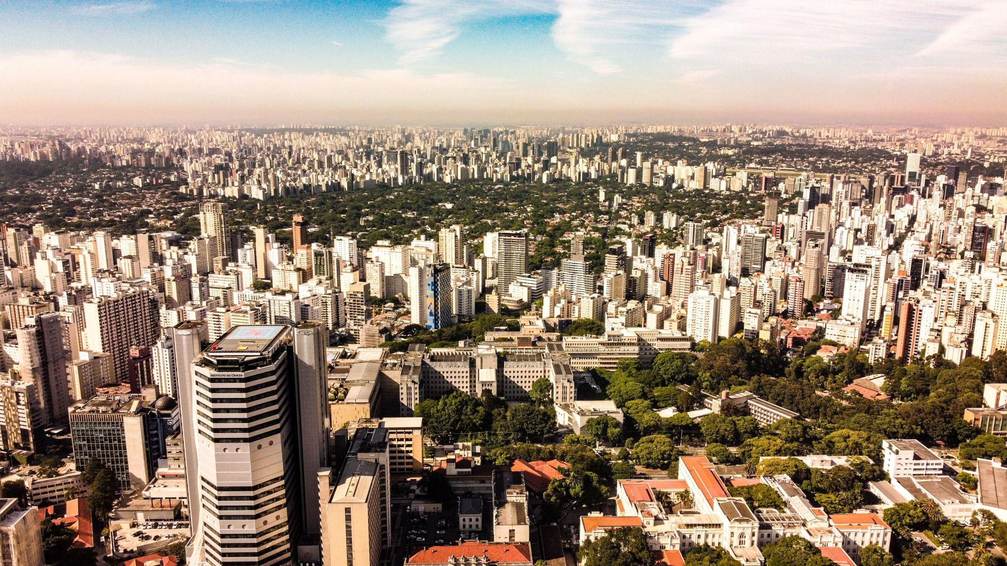 Brazil telecom market growth fiber optic cables installation broadband network