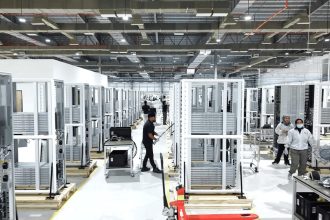 AI server hardware supporting Foxconn quarterly revenue growth
