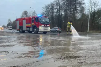 Ypres mud cleanup by fire brigade, contractor to pay costs